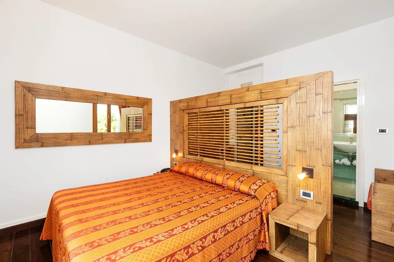 Hotel Rivamare Venedik-Lido 3*,  İtalya