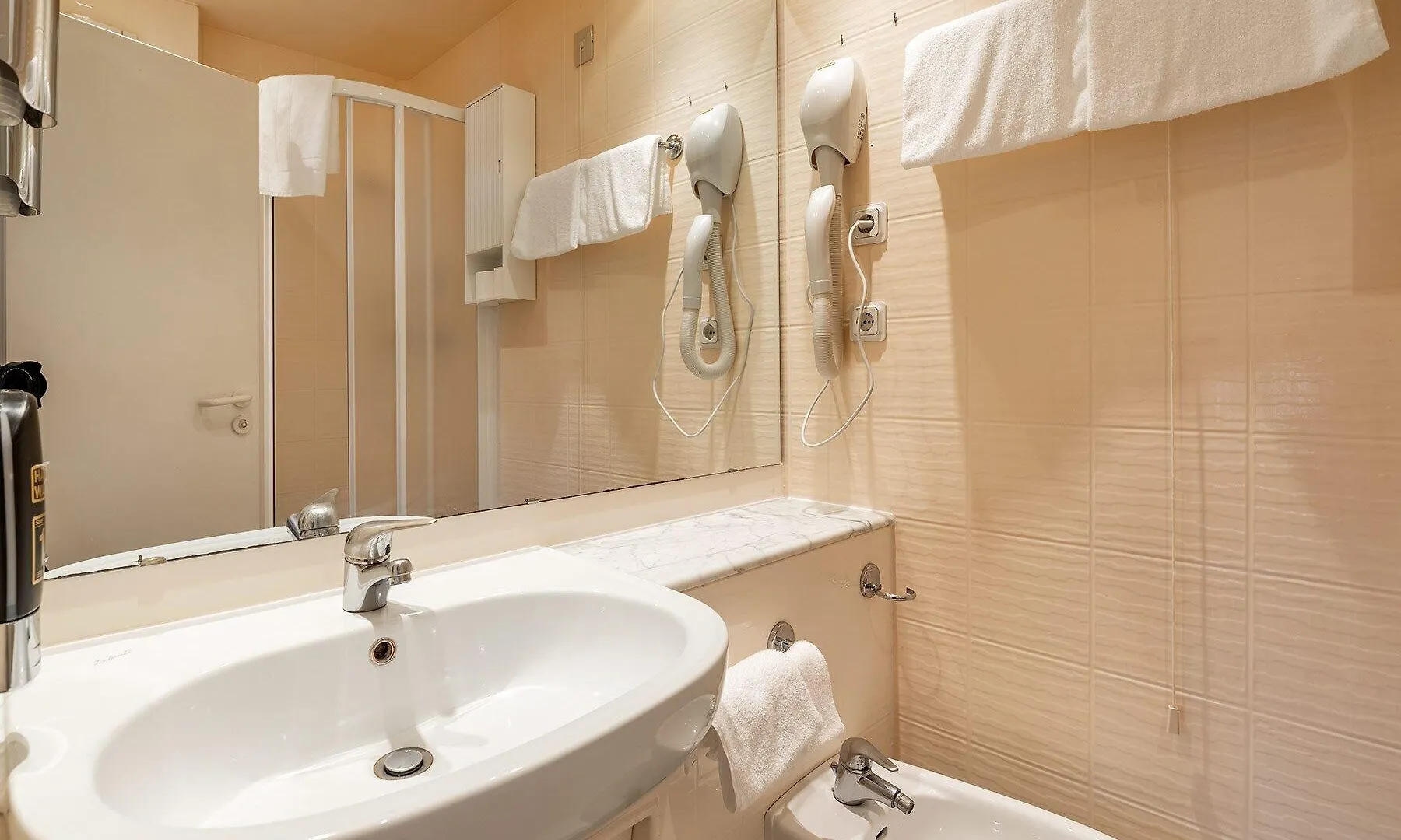Hotel Rivamare Venedik-Lido 3*,  İtalya
