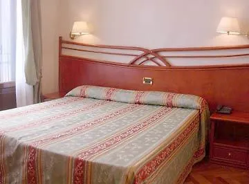 Hotel Rivamare Venedik-Lido