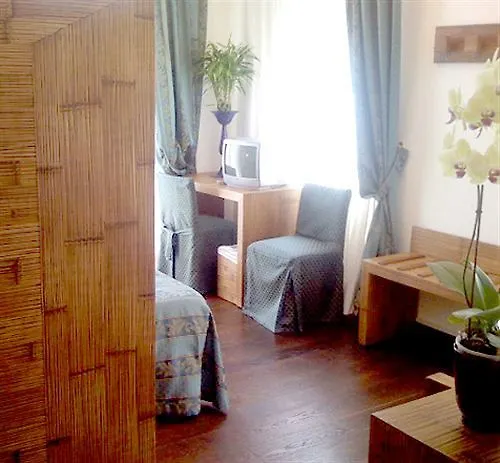 ***  Hotel Rivamare Venedik-Lido İtalya