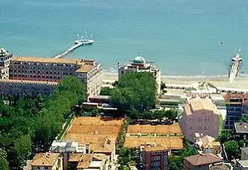 Hotel Rivamare Venedik-Lido