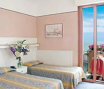 Hotel Rivamare Venedik-Lido