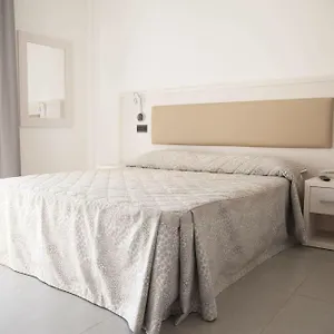 https://residence-albachiara.emilia-romagnahotels.net
